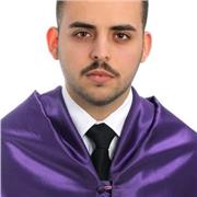 Profesor capacitado para cualquier asignatura a nivel primaria , especializado en deporte, inglés y ciencias naturales por estudio